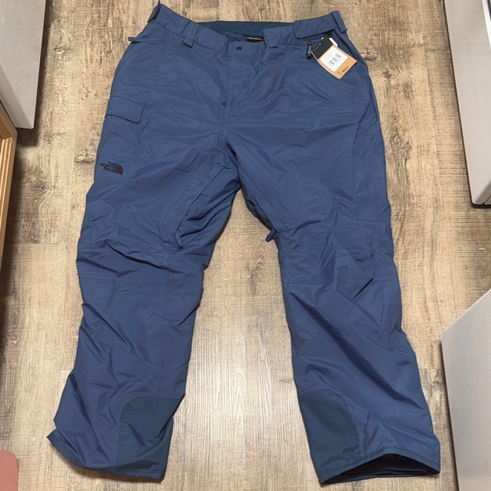 The North Face Women's Navy Trousers